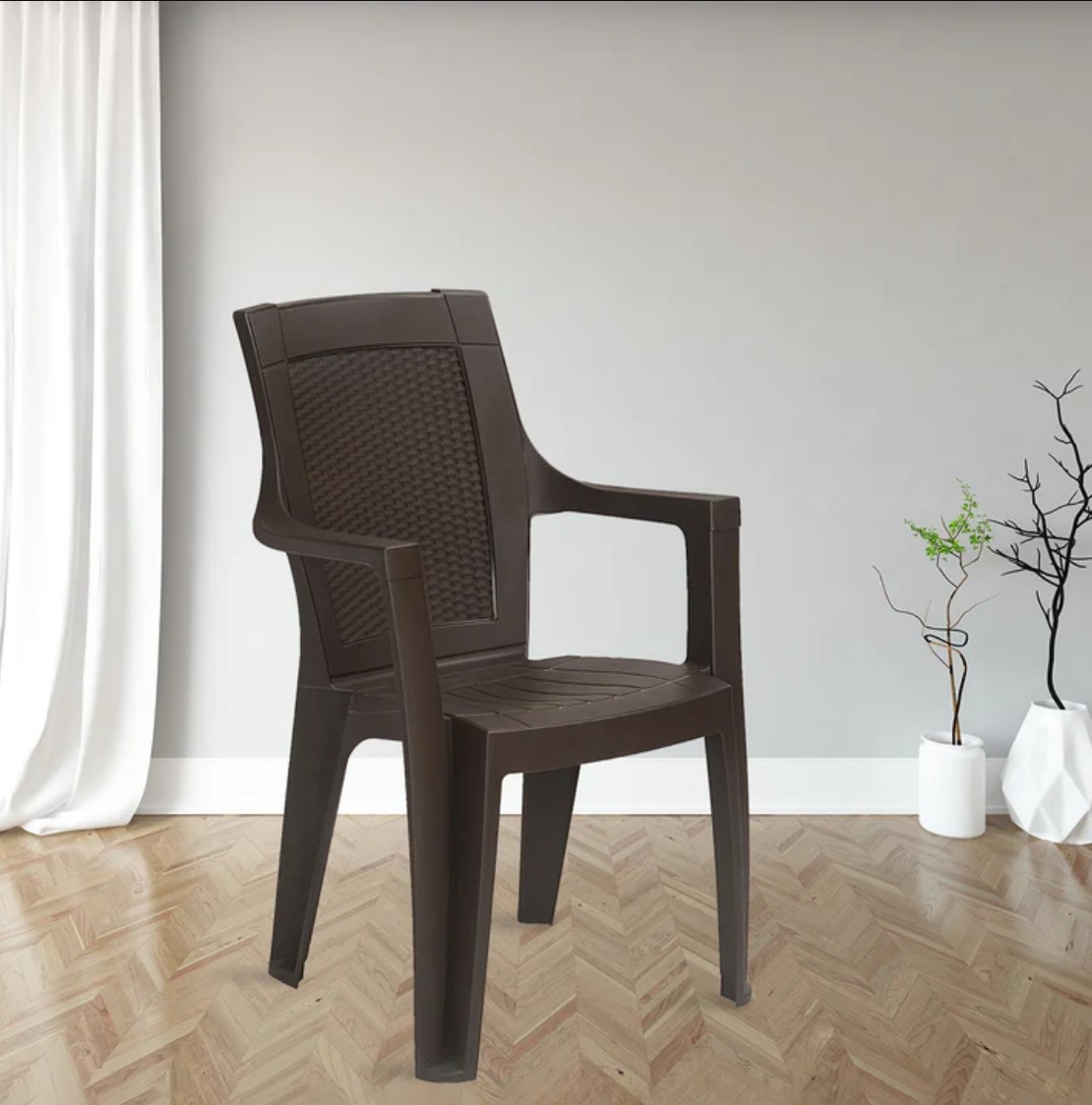 MYSTIQUE PREMIUM CHAIR